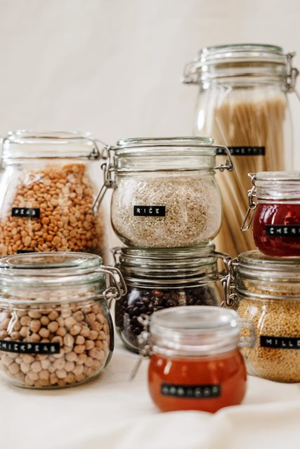 Avoid spoiling food with good storage